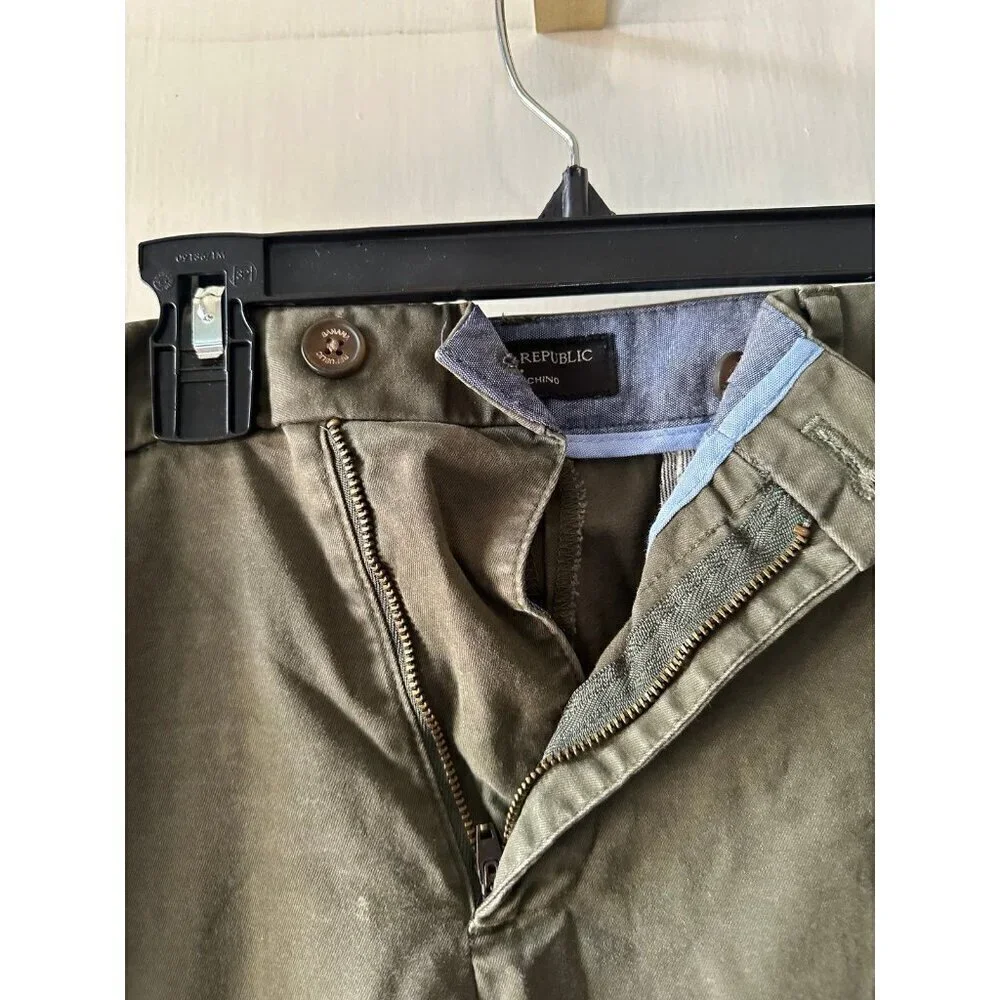 Banana Republic Men’s size 32 x 32 pants